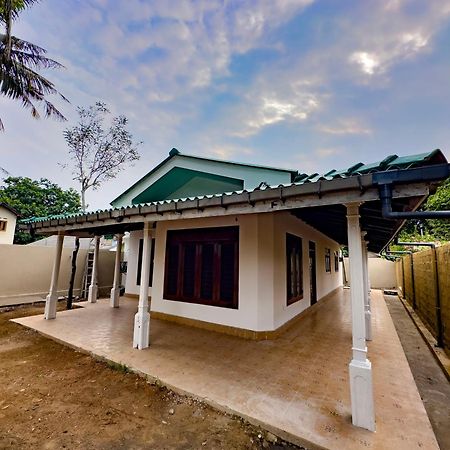 Bungalow By Tropical Villa فيليغاما المظهر الخارجي الصورة